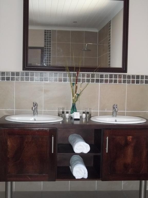 Queen Manor Boutique Guest House Graaff-Reinet 객실 사진