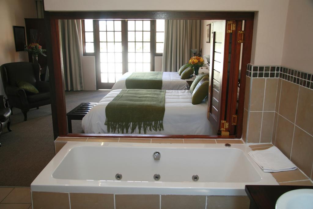 Queen Manor Boutique Guest House Graaff-Reinet 객실 사진