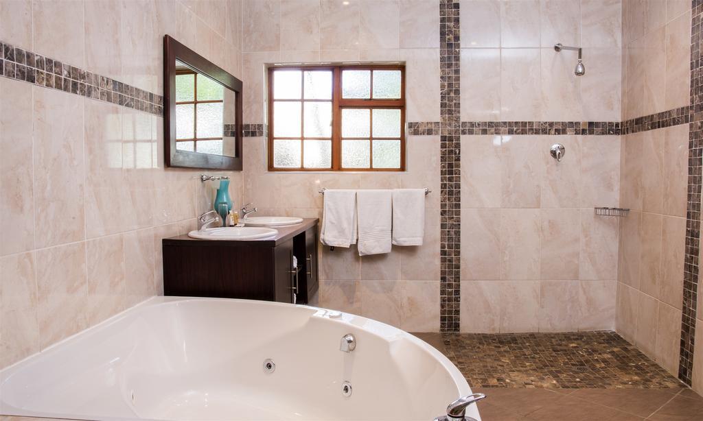 Queen Manor Boutique Guest House Graaff-Reinet 외부 사진